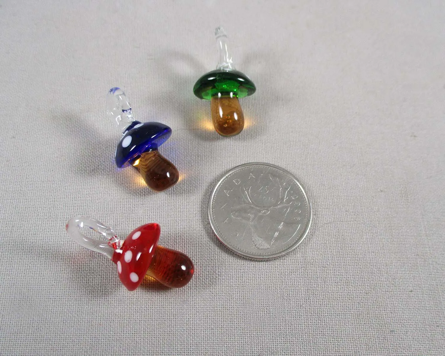 20% OFF!! Lampwork Mushroom Charms Mixed Colors 3pcs (0994)