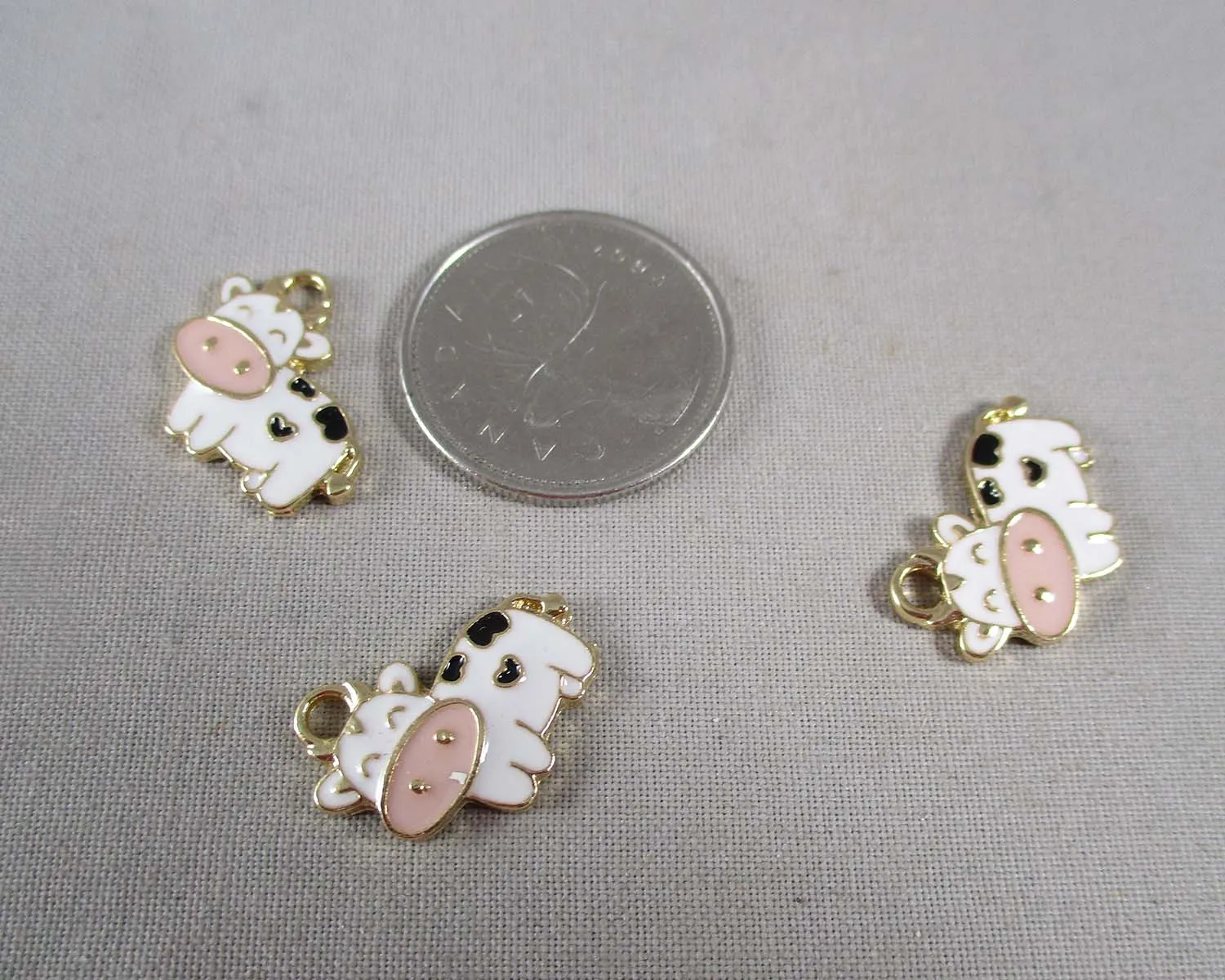 50% OFF!! Cow Charm Gold Tone Enamel 3pcs (0686)