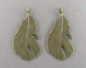 50% OFF!! Feather Charms Antique Bronze Tone 2pcs (1534)