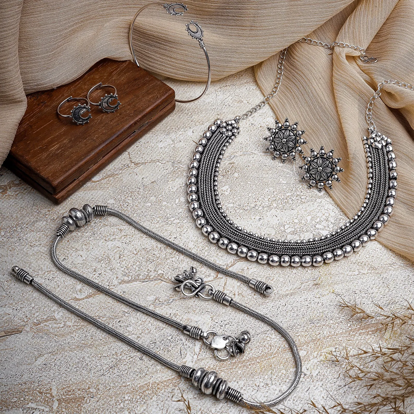 Teejh Hansika Silver Oxidised Jewelry Gift Set